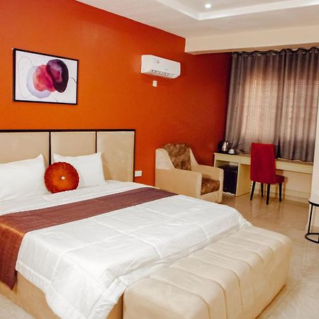 Nexus Xpress Hotel Αμπούζα Εξωτερικό φωτογραφία