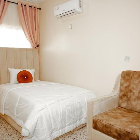 Nexus Xpress Hotel Αμπούζα Εξωτερικό φωτογραφία
